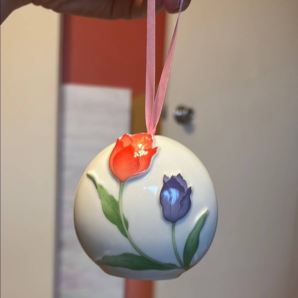 Vintage ceramic Floral potpourri ornament with Pink Ribbon